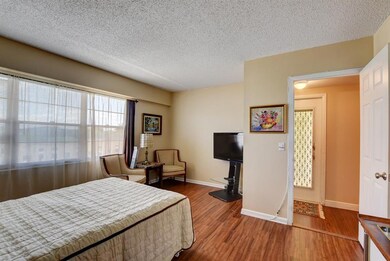 36 Dorset A, Boca Raton, FL 33434 - photo 5