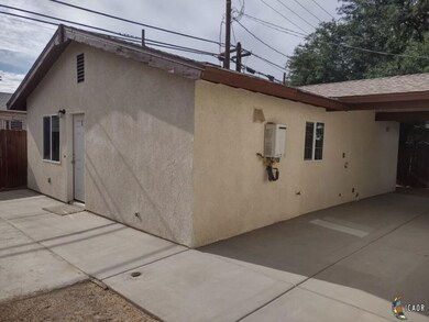 519 El Centro Ave, El Centro, CA 92243 - photo 4