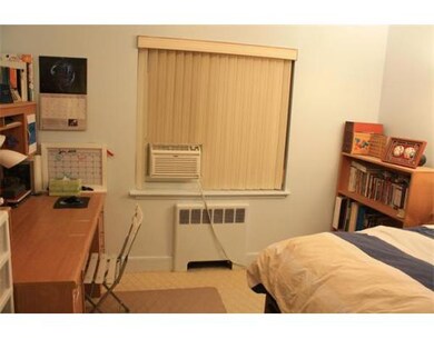 130 Boylston St unit 4, Chestnut Hill, MA 02467 - photo 4