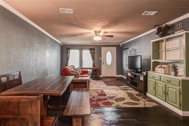 209 Michael Blvd, Hurst, TX 76053 - photo 7