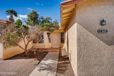 06 Exterior Front Entry