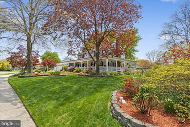 12515 Millstream Dr, Bowie, MD 20715 - photo 2