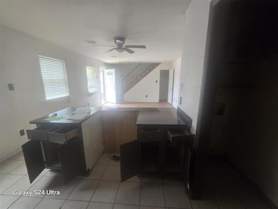 1122 NW 52nd Cir, Lawton, OK 73505 - photo 4