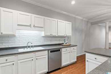 1565 Savannah Park, Birmingham, AL 35216 - photo 5