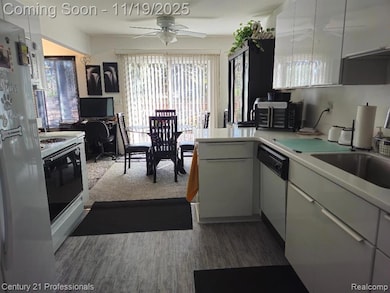 35457 Pheasant Ln, Westland, MI 48185 - photo 7