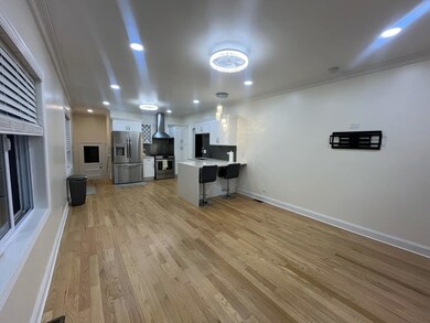 1607 10th St, Waukegan, IL 60085 - photo 3