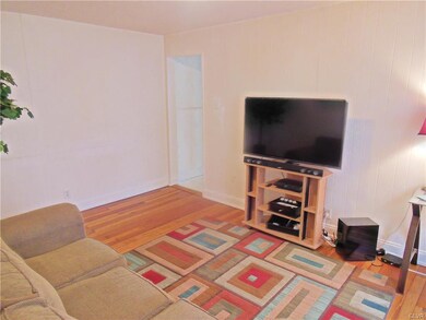 406 Linden St, Bethlehem, PA 18018 - photo 4