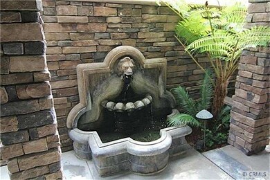 Water feature in front entry