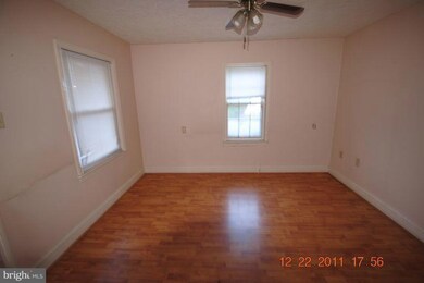 100 Stonewall Dr, Winchester, VA 22602 - photo 4