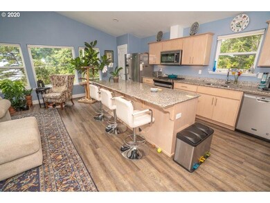 1012 SW 11th St, Lincoln City, OR 97367 - photo 2