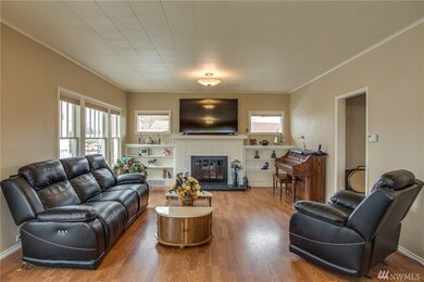 431 7th St NE, East Wenatchee, WA 98802 - photo 6