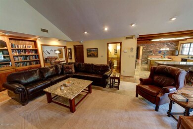 Family Room - 1