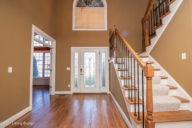 11118 Radleigh Ln, Louisville, KY 40291 - photo 7