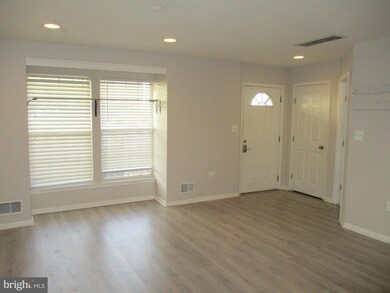 9228 Deer Crossing unit 36, Lorton, VA 22079 - photo 4