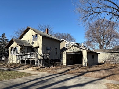 1124 University Dr S, Fargo, ND 58103 - photo 2