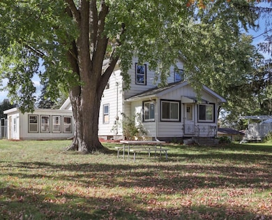 1208 9th Ave SW, Faribault, MN 55021 - photo 2