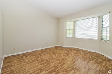 2802 W 4375 S, Roy, UT 84067 - photo 4