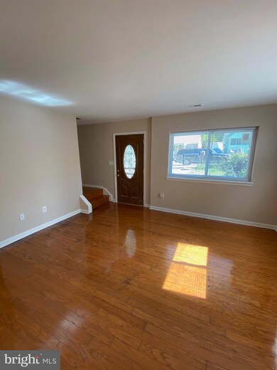 514 Cedarleaf Ave, Capitol Heights, MD 20743 - photo 2