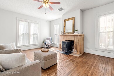 309 W Madison St (5 of 57)