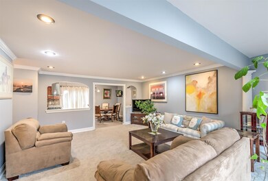 05-LIVING ROOM