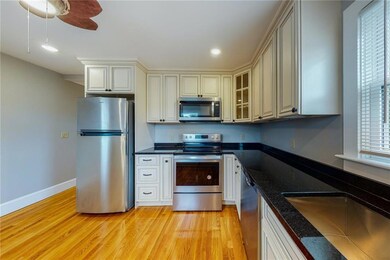 3 Fir St unit 3, Newport, RI 02840 - photo 5