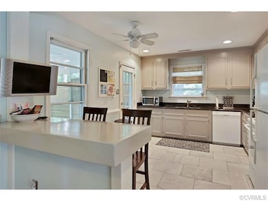 1821 Junaluska Ct, Richmond, VA 23225 - photo 2