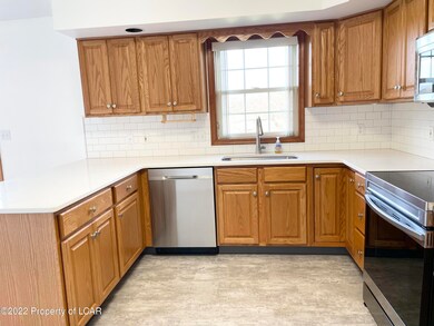 147 Woodring Rd, Drums, PA 18222 - photo 6