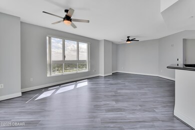 5-Living-Room-Area