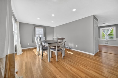 140 Promenade St, Barrington, RI 02806 - photo 4