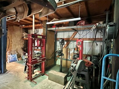 804 Ritchey St, Gainesville, TX 76240 - photo 6