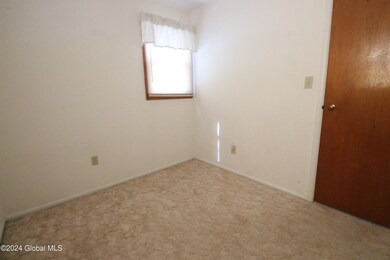 67 Miracle Ln, Albany, NY 12211 - photo 6