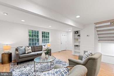 8902 Gutman Ct, Springfield, VA 22153 - photo 4