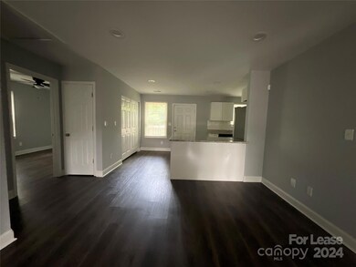 417 S Green St, Statesville, NC 28677 - photo 4