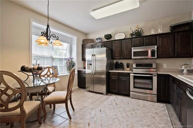 Kitchen/Dining Area