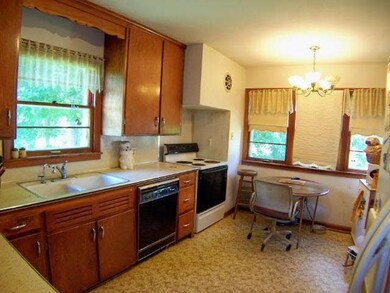 1804 Bush St, Red Wing, MN 55066 - photo 4