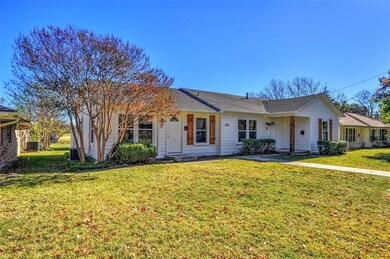 2117 N Crockett St unit A, Sherman, TX 75092 - photo 2