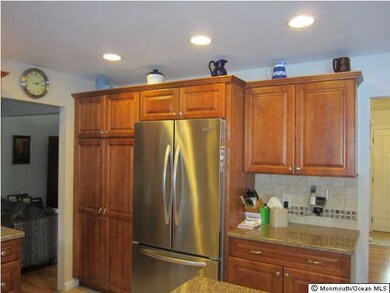 3 St Lawrence Way, Marlboro, NJ 07746 - photo 5