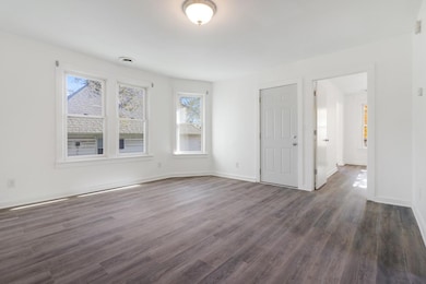 585 Sherburne Ave, Saint Paul, MN 55103 - photo 4