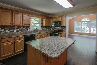 2288 Juniper Ct, Asheboro, NC 27203 - photo 7