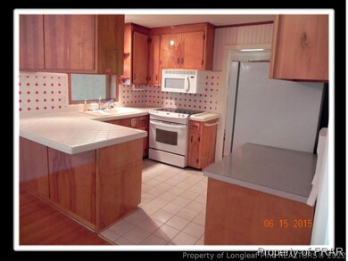 710 Berwick Dr, Fayetteville, NC 28314 - photo 7