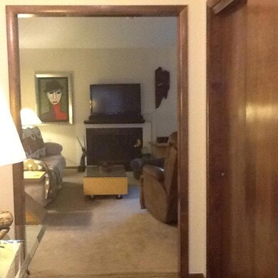 2055 Willowick Cir unit B, Columbus, OH 43229 - photo 5