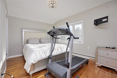 237 Colon Ave, Staten Island, NY 10308 - photo 4