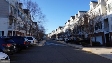 1819 Cedar Cove Way unit 101, Woodbridge, VA 22191 - photo 3