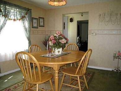 Dining Room. Formal Dining Room. Hardwood floors u