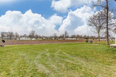 606 Blakewood Ct, Ossian, IN 46777 - photo 5