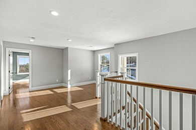 44 Elm St unit 44, Amesbury, MA 01913 - photo 5