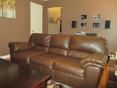 1409 Stoneybrook Dr, Johnson City, TN 37601 - photo 6