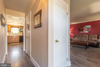 372 Estate Rd, Boyertown, PA 19512 - photo 3