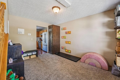 1278 Lieutenant Dr, Galloway, OH 43119 - photo 7