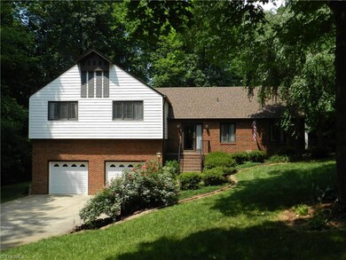 994 Cedar Creek Dr, Asheboro, NC 27205 - photo 2